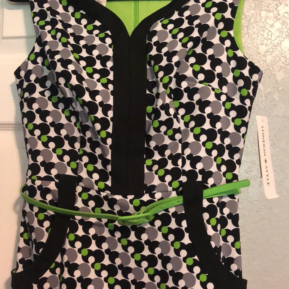Chic Black and Green Patterned Dress - Picture 4 of 5